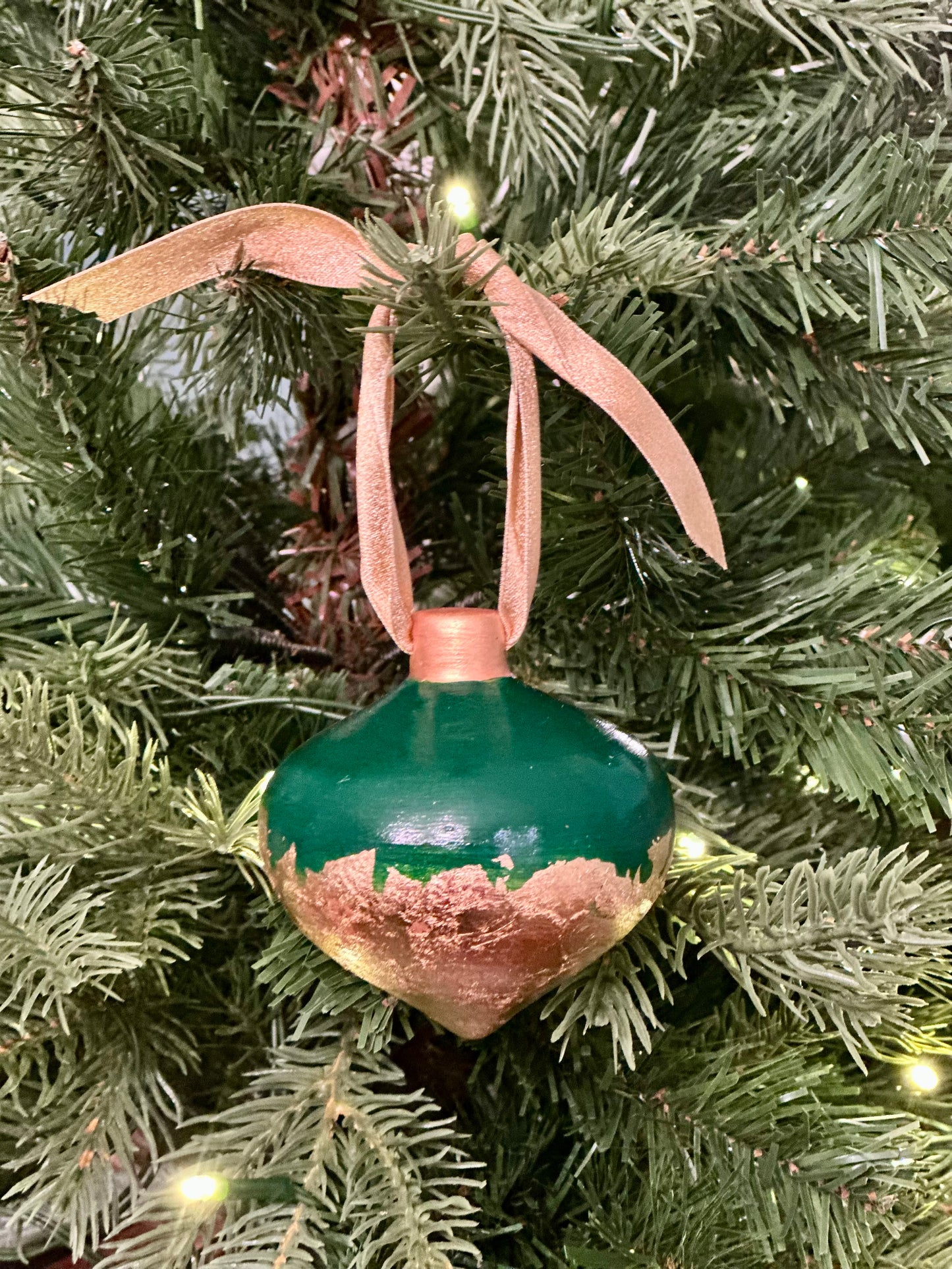 Evergreen Gold Leaf Ornament 1